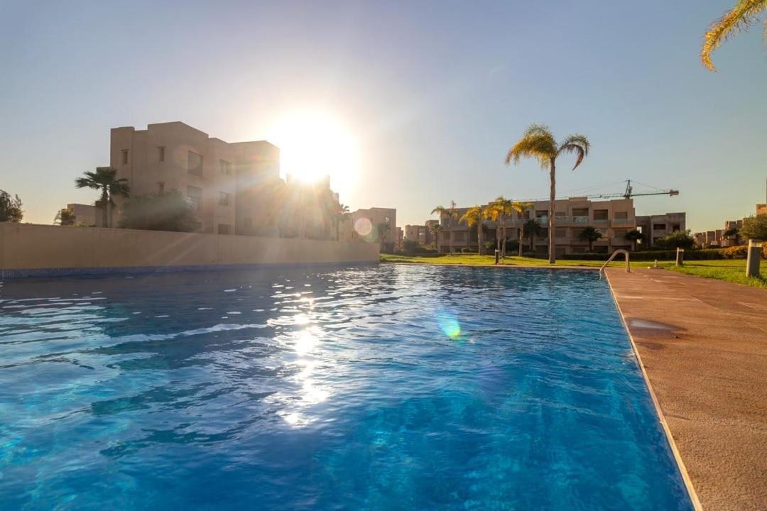 Cosy Flat 2 Bedrooms With Pool And Garden